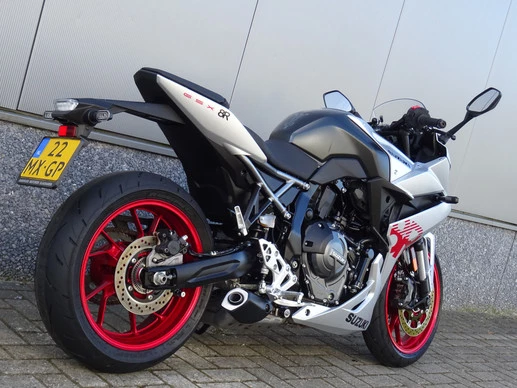Suzuki GSX - Afbeelding 3 van 16
