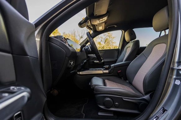 Mercedes-Benz EQB - Afbeelding 21 van 30