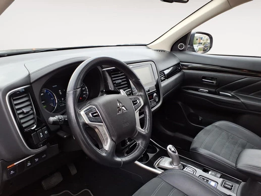 Mitsubishi Outlander - Afbeelding 14 van 28