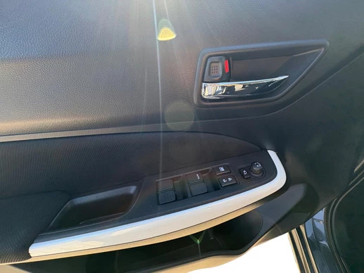 Suzuki Swift - Afbeelding 17 van 30