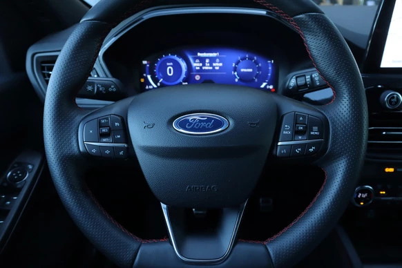 Ford Kuga - Afbeelding 10 van 30