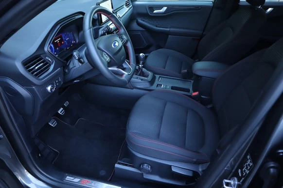 Ford Kuga - Afbeelding 14 van 30