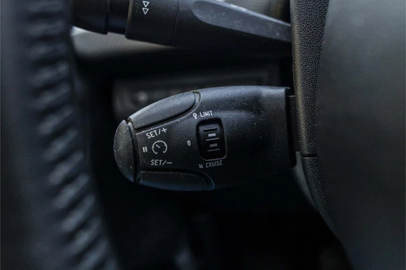 Peugeot 208 - Afbeelding 27 van 30