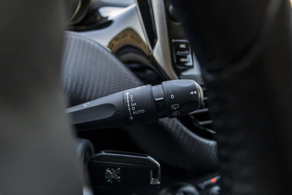 Peugeot 208 - Afbeelding 29 van 30