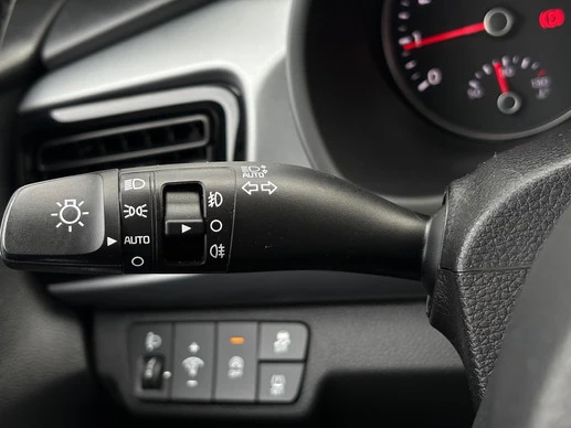 Kia Rio - Afbeelding 18 van 30