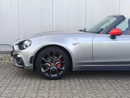 Abarth 124 Spider - Afbeelding 25 van 30