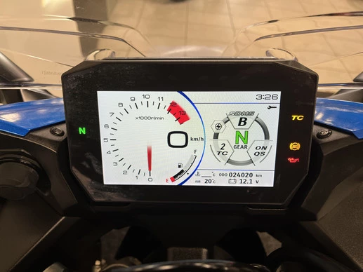 Suzuki GSX - Afbeelding 2 van 21