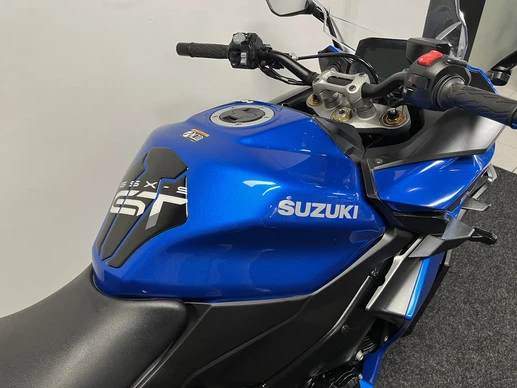 Suzuki GSX - Afbeelding 8 van 21