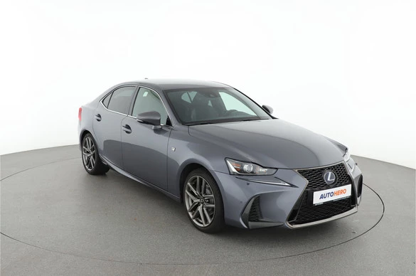 Lexus IS - Afbeelding 8 van 30