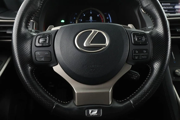 Lexus IS - Afbeelding 22 van 30