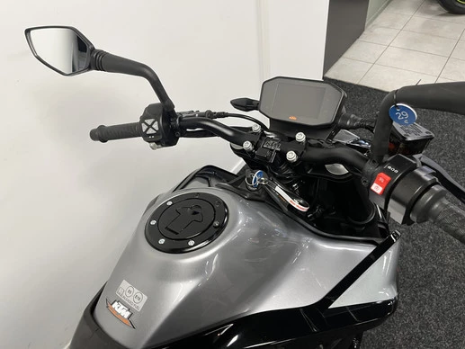 KTM 790 Duke - Afbeelding 9 van 22