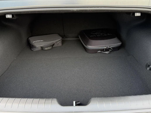 Hyundai IONIQ 6 - Afbeelding 25 van 30