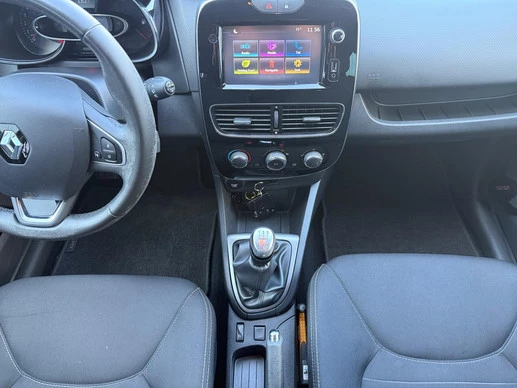 Renault Clio - Afbeelding 23 van 25