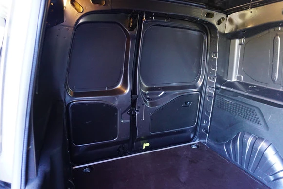 Peugeot Partner - Afbeelding 20 van 30