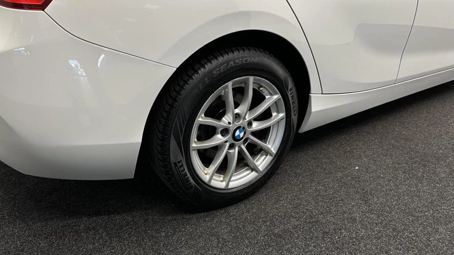 BMW 1 Serie - Afbeelding 14 van 30