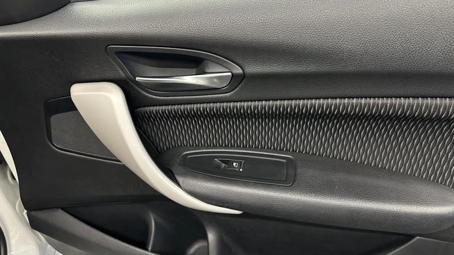 BMW 1 Serie - Afbeelding 18 van 30