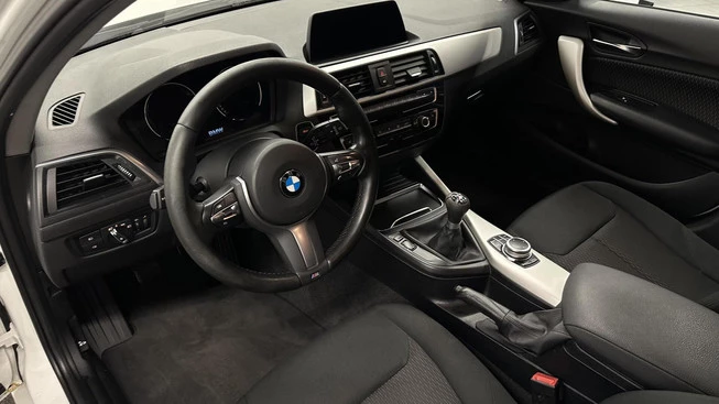 BMW 1 Serie - Afbeelding 24 van 30