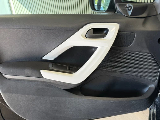 Peugeot 208 - Afbeelding 13 van 27