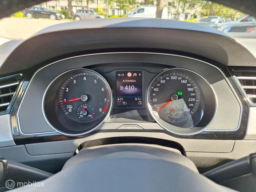 Volkswagen Passat - Afbeelding 19 van 24