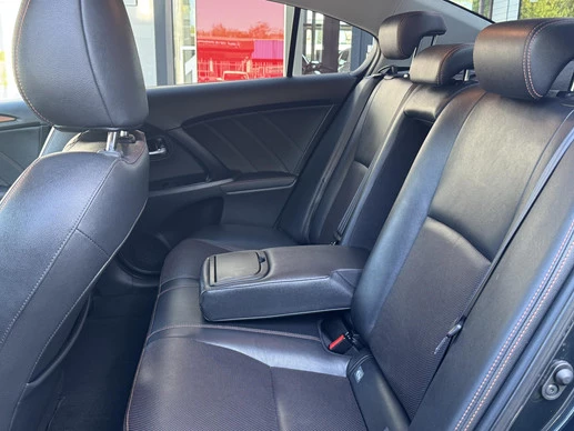 Toyota Avensis - Afbeelding 8 van 24