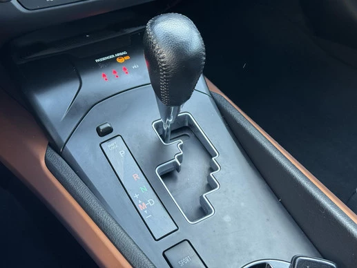 Toyota Avensis - Afbeelding 16 van 24