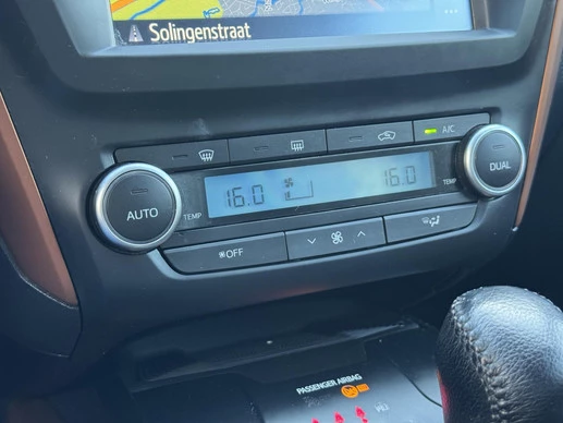 Toyota Avensis - Afbeelding 17 van 24