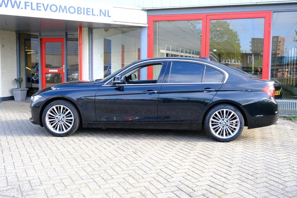 BMW 3 Serie - Afbeelding 28 van 30