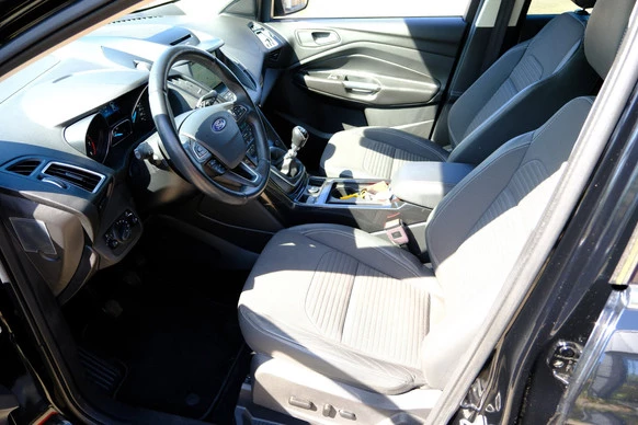 Ford Kuga - Afbeelding 2 van 30