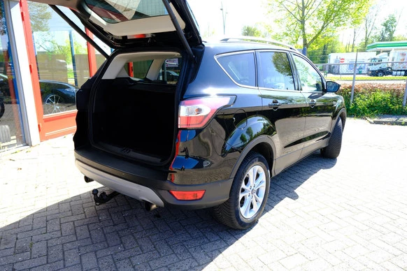 Ford Kuga - Afbeelding 11 van 30