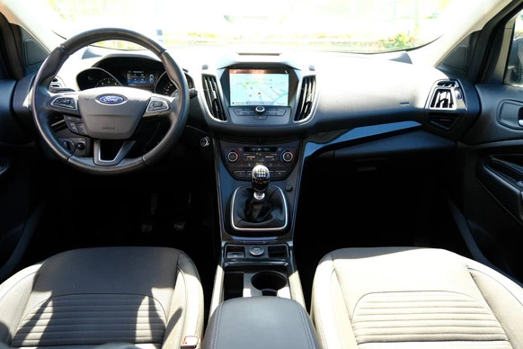 Ford Kuga - Afbeelding 15 van 30