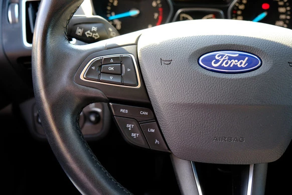 Ford Kuga - Afbeelding 27 van 30