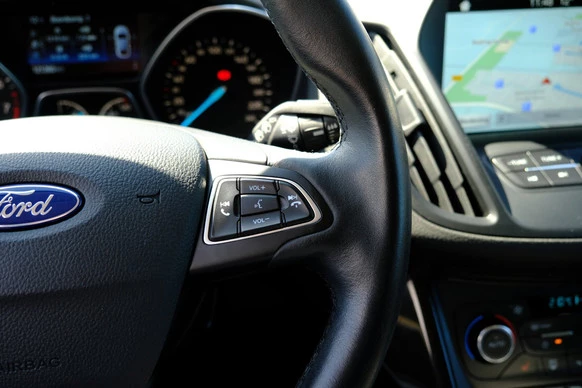 Ford Kuga - Afbeelding 28 van 30