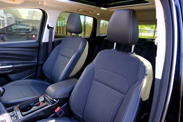 Ford Kuga - Afbeelding 29 van 30