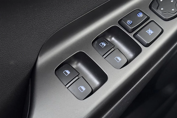 Hyundai Kona - Afbeelding 18 van 30