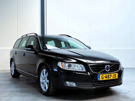 Volvo V70 - Afbeelding 1 van 30