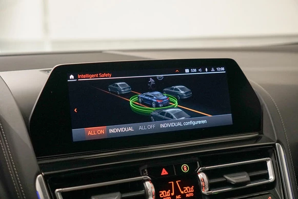 BMW 8 Serie - Afbeelding 17 van 30