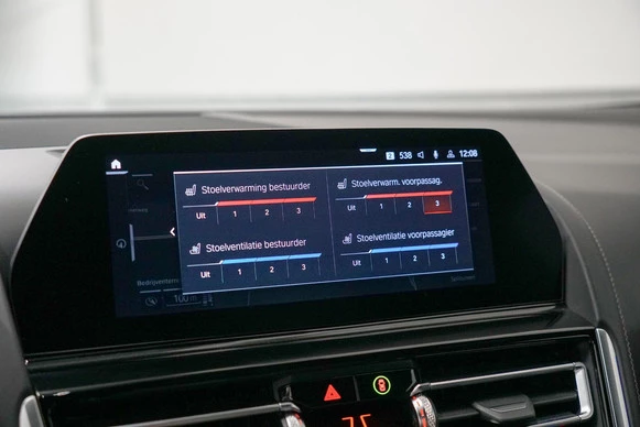BMW 8 Serie - Afbeelding 18 van 30