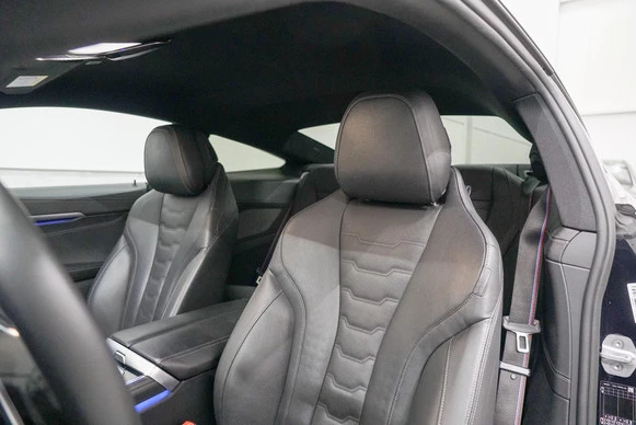 BMW 8 Serie - Afbeelding 21 van 30