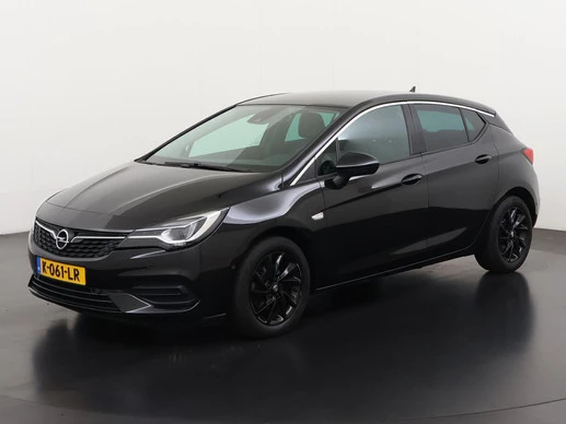 Opel Astra - Afbeelding 1 van 30