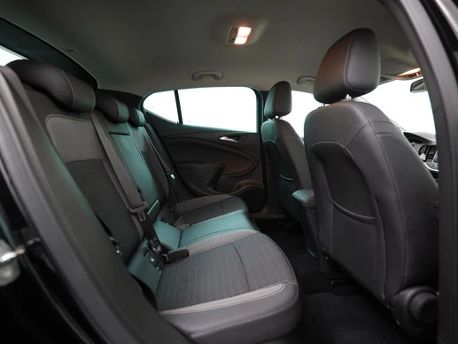 Opel Astra - Afbeelding 23 van 30