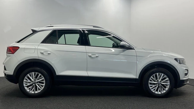 Volkswagen T-Roc - Afbeelding 13 van 30