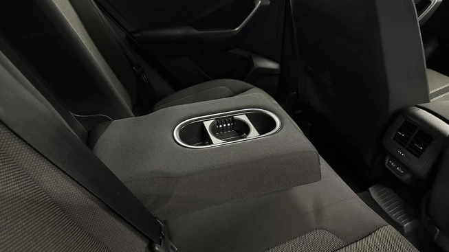 Volkswagen T-Roc - Afbeelding 21 van 30