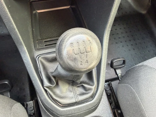 Volkswagen Caddy - Afbeelding 28 van 30