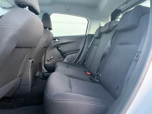 Peugeot 208 - Afbeelding 27 van 30