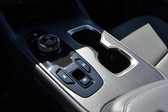 Lexus RZ - Afbeelding 28 van 30