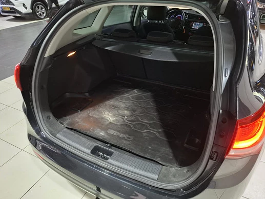 Kia cee'd - Afbeelding 9 van 24