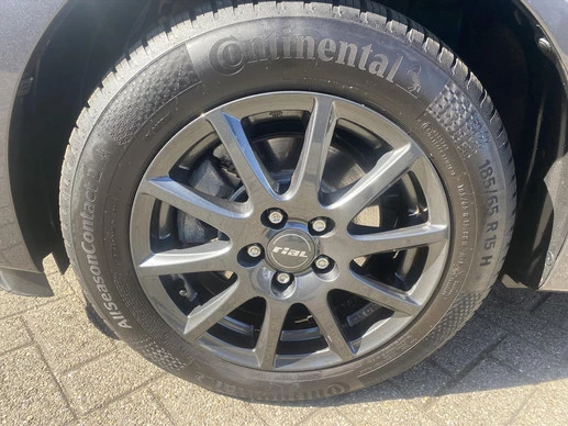 Toyota Verso-S - Afbeelding 13 van 30