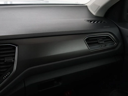 Volkswagen T-Roc - Afbeelding 23 van 30
