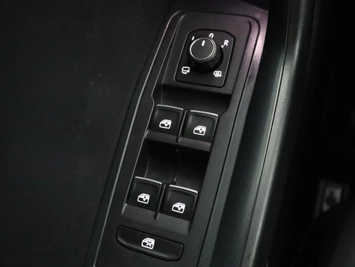 Volkswagen T-Roc - Afbeelding 26 van 30