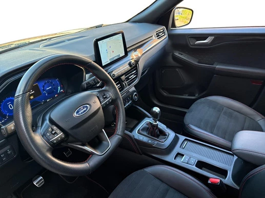 Ford Kuga - Afbeelding 17 van 30